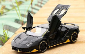 Miniatura Lamborghini Aventador de Metal, Feito em Metal, Escala 1:32