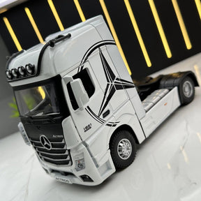 Miniatura Premium Caminhão Mercedes-Benz ACTROS 1:36