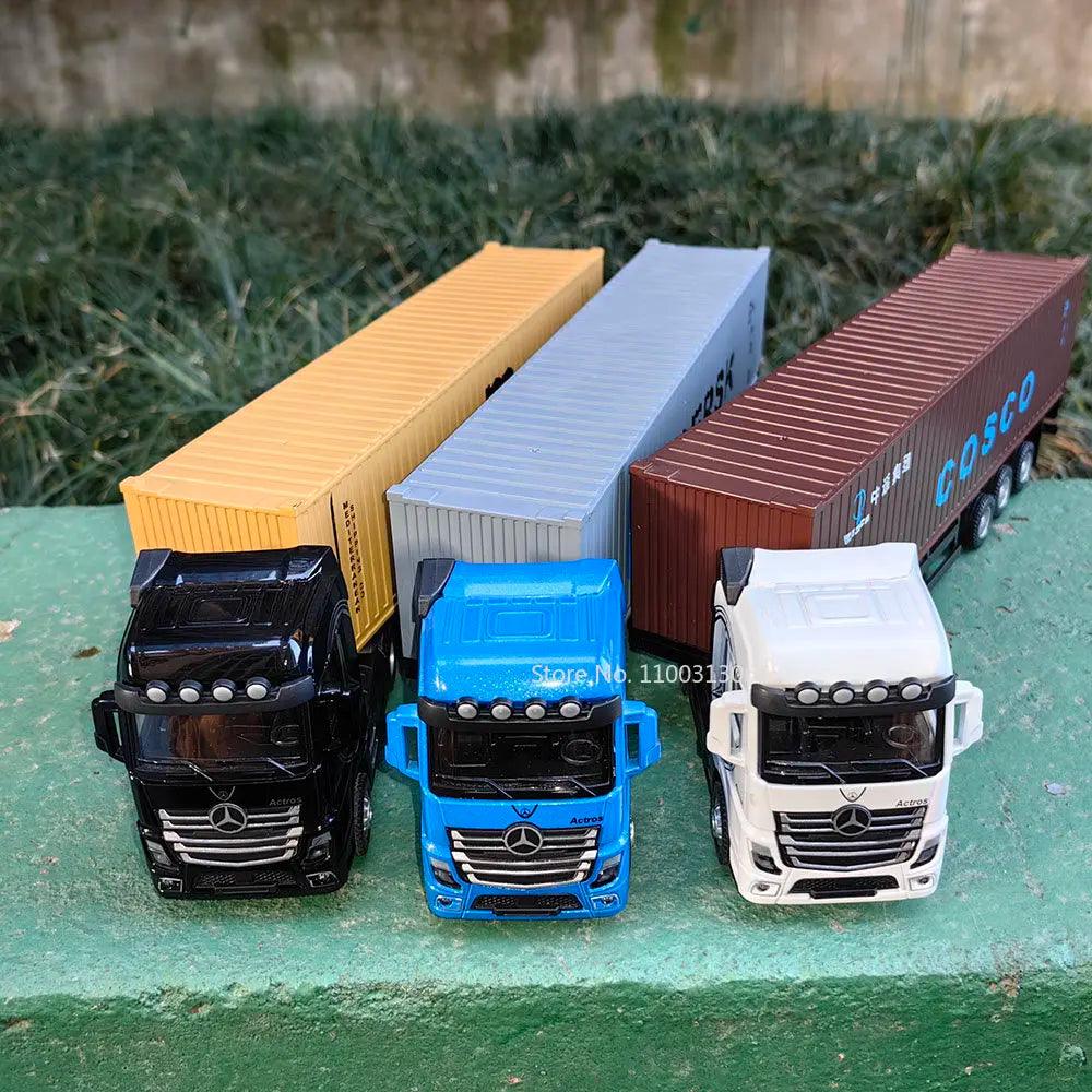 Miniatura Caminhão Mercedes-Benz Com Container, Escala 1:50