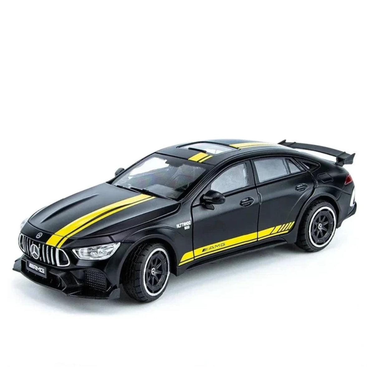 Miniatura Mercedes Benz AMG GT63, Escala 1:24 - Edição Limitada