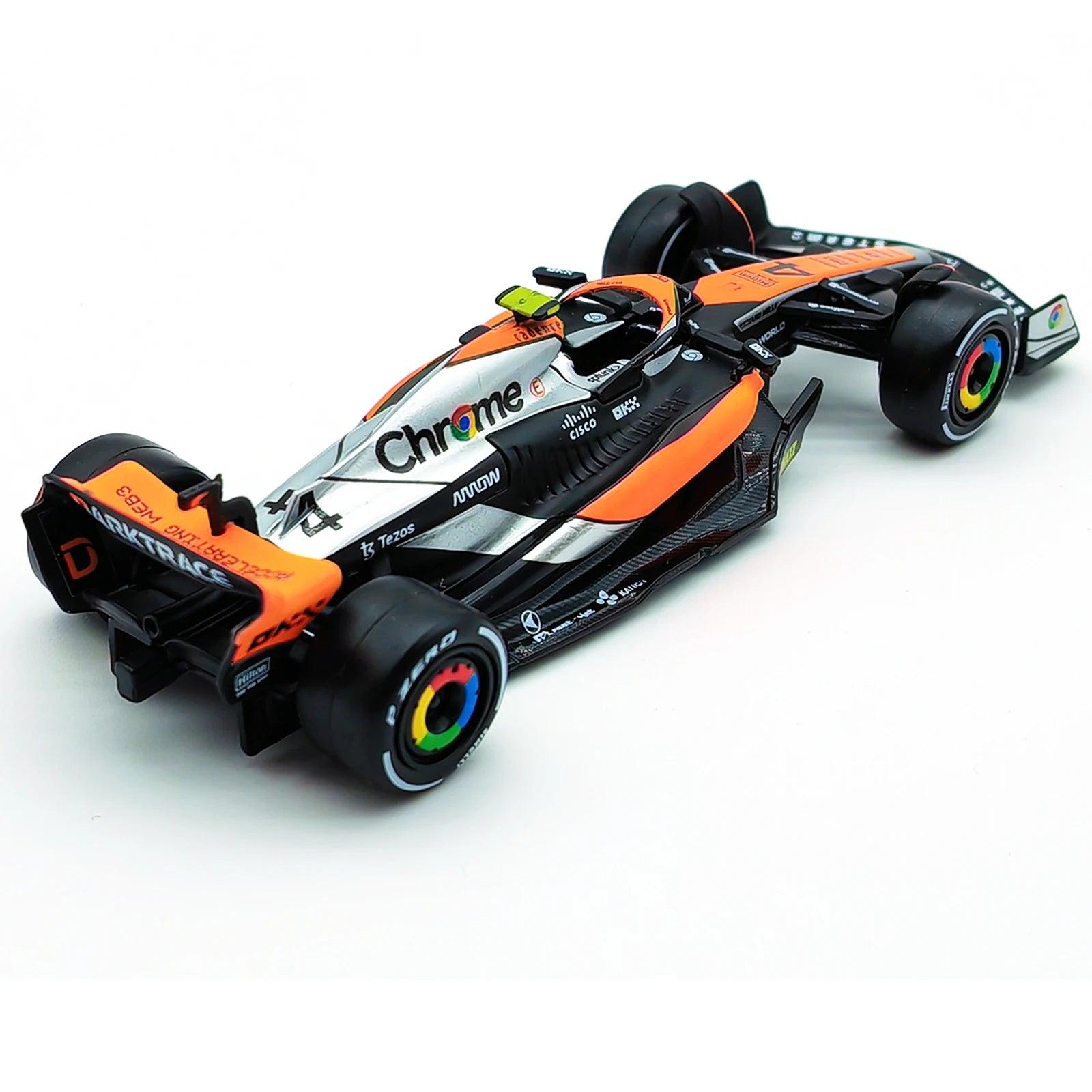 Miniatura Carro Fórmula 1 McLaren F1 Team MCL60 2023, Escala 1:43, 4# Lando Norris, 81# Oscar Piastri