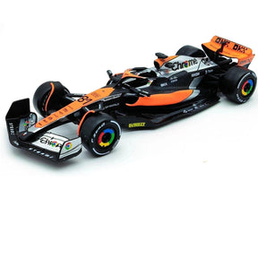 Miniatura Carro Fórmula 1 McLaren F1 Team MCL60 2023, Escala 1:43, 4# Lando Norris, 81# Oscar Piastri