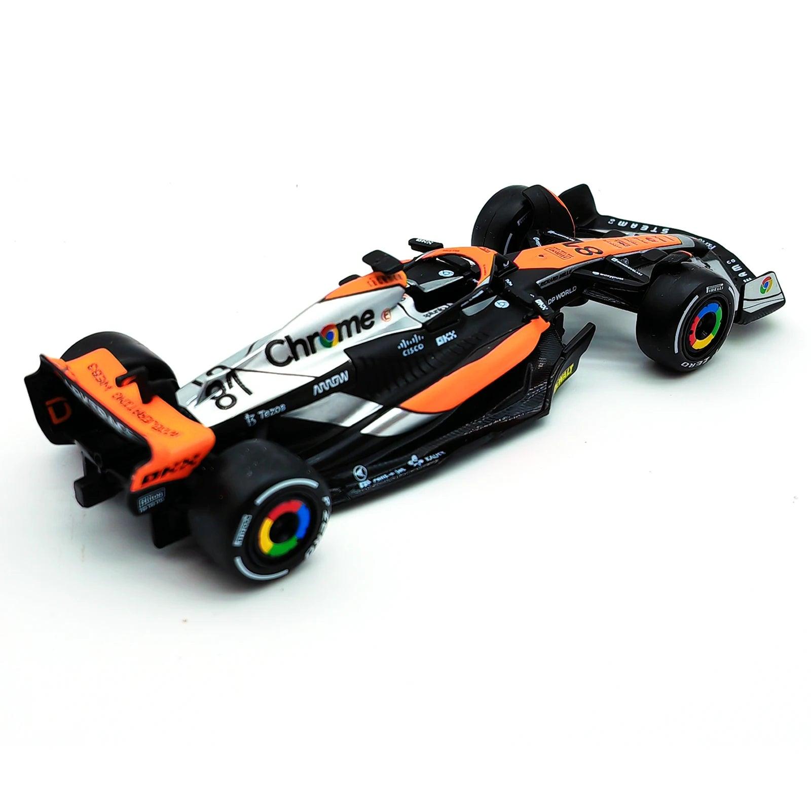 Miniatura Carro Fórmula 1 McLaren F1 Team MCL60 2023, Escala 1:43, 4# Lando Norris, 81# Oscar Piastri