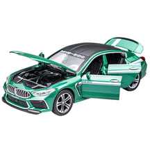 Miniatura Carro BMW M8 IM, Escala 1:32
